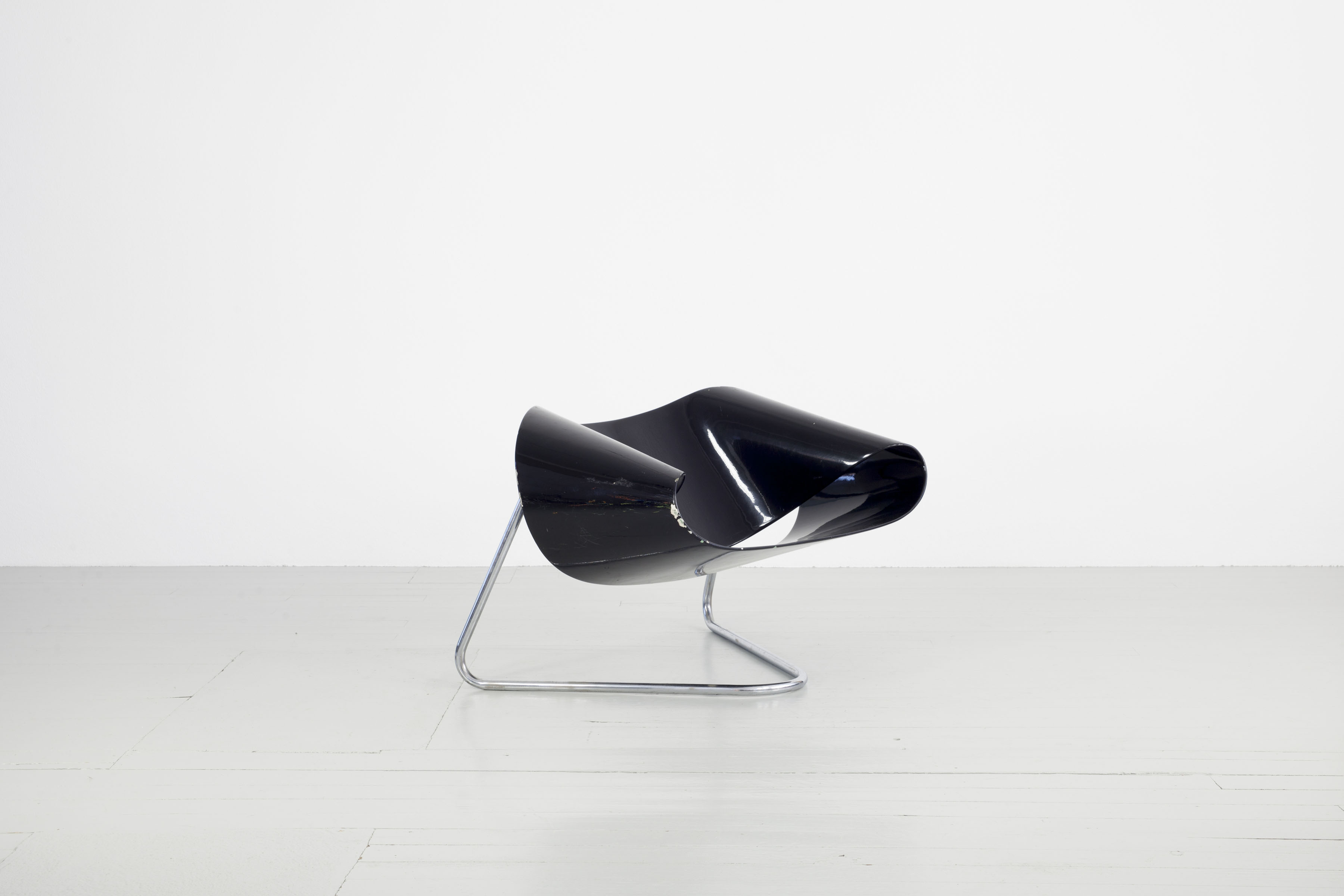 Franca Stagi & Leonardi Cesare Ribbon Chair