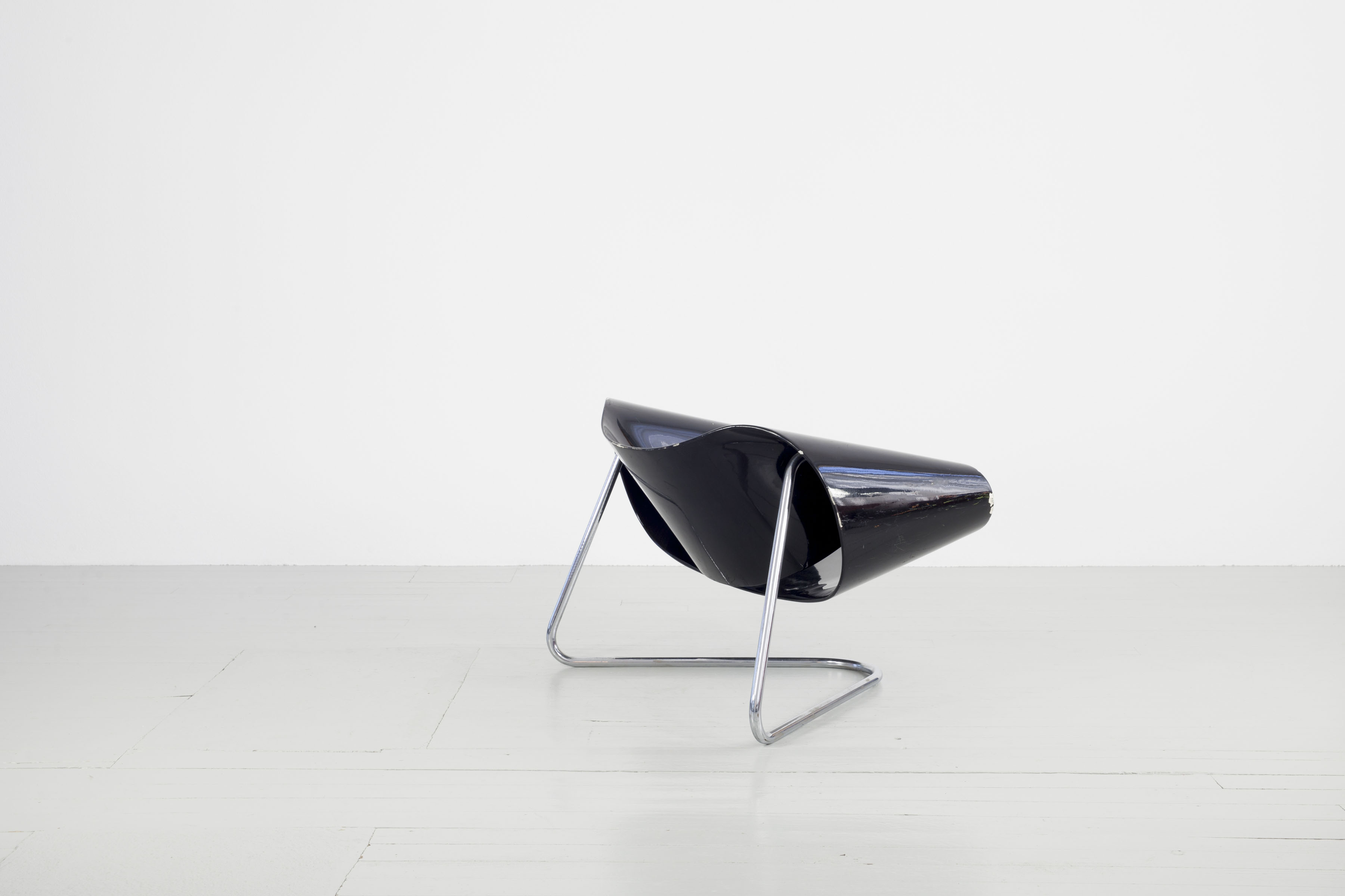 [Translate to en:] Franca Stagi & Leonardi Cesare Ribbon Chair