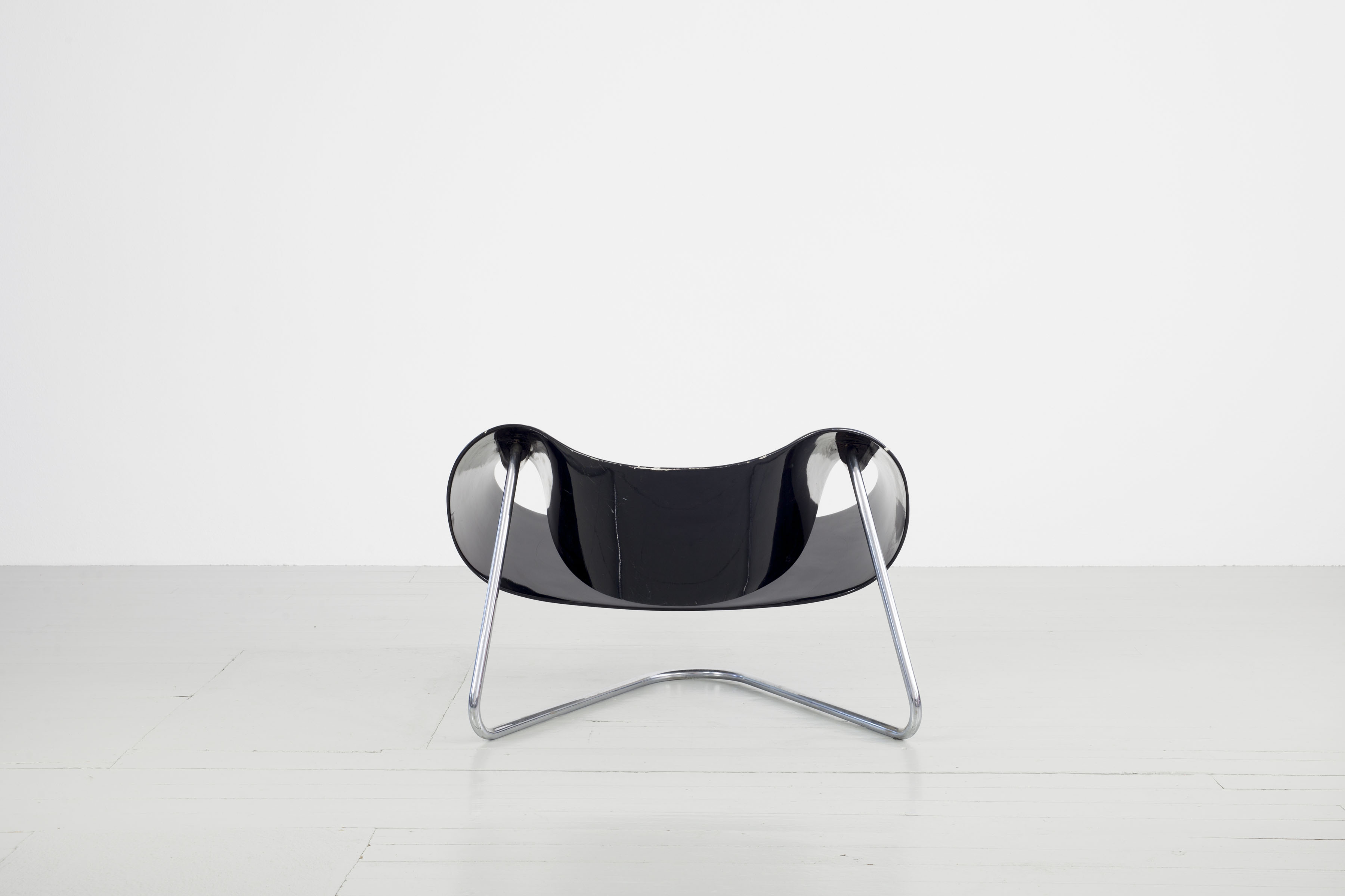 Franca Stagi & Leonardi Cesare Ribbon Chair