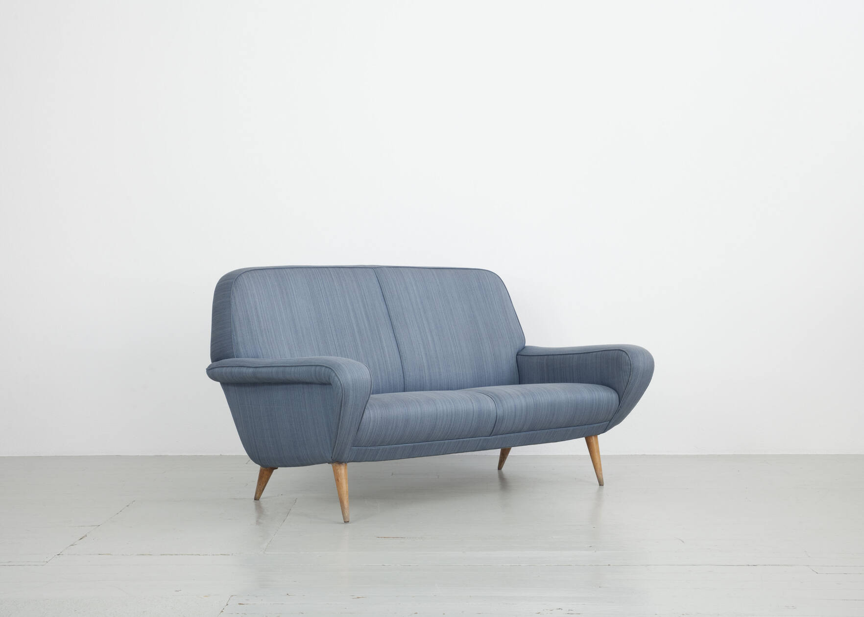 [Translate to en:] Gianfranco Frattini, Cassina, Modell 830 