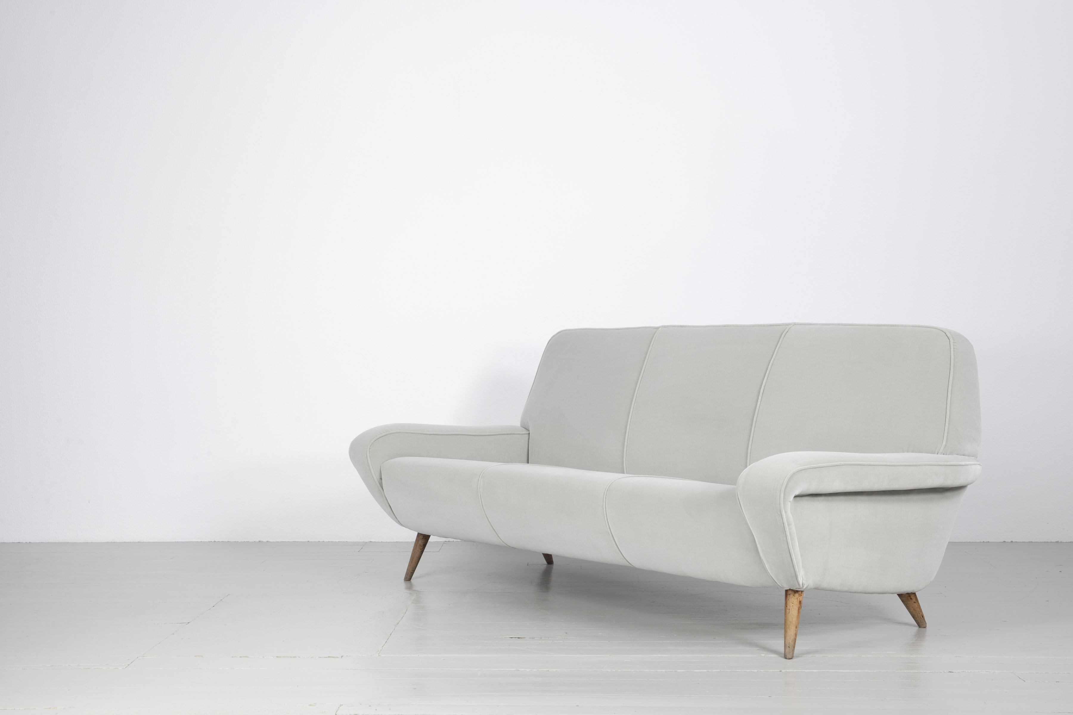 Sofa Gianfranco Frattini Modell 830